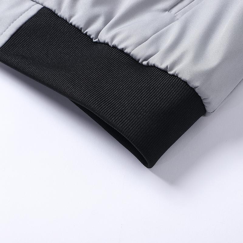 Men's casual spring-autumn lightweight windbreaker with zipper and multiple pockets, classic pilot jacket, using warm fabric, soft and comfortable, solid color collar, suitable for dates, running parties, gatherings, work and daily wear.