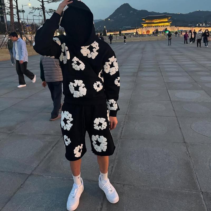 Denim Tears  Kapok Foam Print Men's & Women's American High Street Loose Shorts | Brand New 3D Cotton Wreath Print Shorts | Floral Pattern Drawstring High-Waist Casual Pocket Shorts