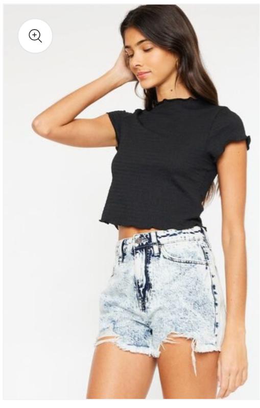 Kancan shorts https://blossombeautiesboutiques.myshopify.com/products/kancan-full-size-distressed-high-waist-denim-shorts
