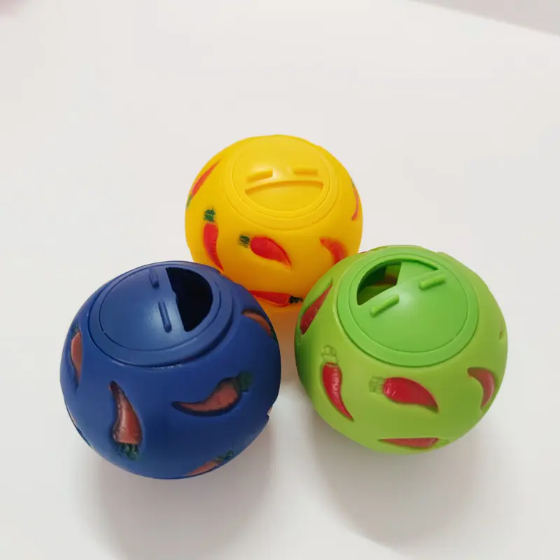 Pet snack ball  for small animals, slow-release food dispenser  ball for guinea pigs and rabbits toy