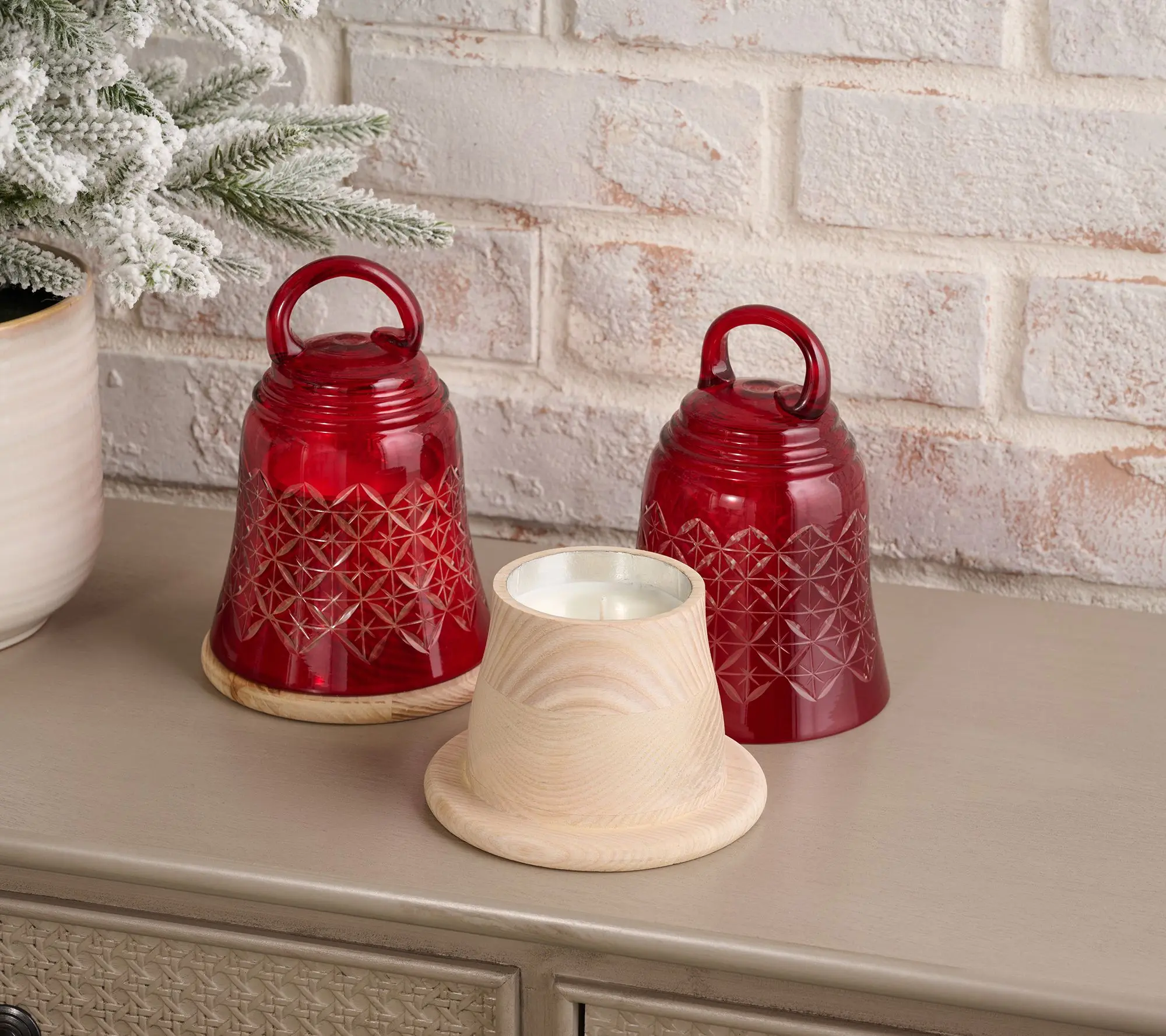 Home Reflections S/2 7oz Etched Glass Bell Candles