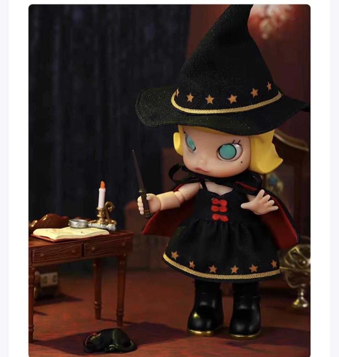 (cat10135)Molly Action Figures