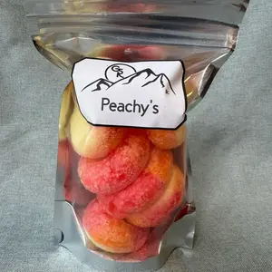 Peachy's Freeze Dried Gummy Candy - Delicious Peach Flavored Fruit Snack with Unique Texture and Flavor