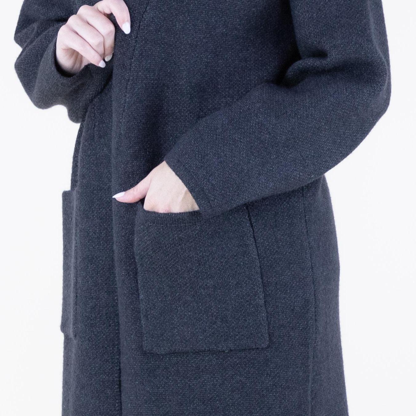 Classic Long Coatigan with Front Pockets - Soft Knit Blend for Warmth & High-Quality Look - Open Front Design - Two Large Pockets - Knee-Length Silhouette - Full-Length Sleeves - Ideal for Casual Outings & Layering - Available in Khaki, Black, White