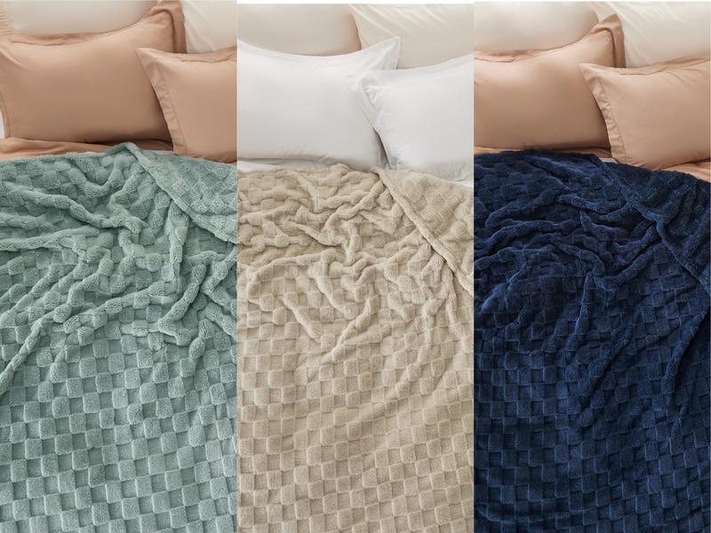 Bedsure Ultra Soft Cozy Microfiber Fleece Blanket for Couch Bed - Super Soft Plush Lambskin Blanket with Classic Plaid Pattern for Home Office Sofa Bed Room Accessories Travel Essentials Bedsure Ultra Soft Cozy Microfiber Fleece Blanket for Couch Bed - Super Soft Plush Lambskin Blanket with Classic Plaid Pattern for Home Office Sofa Bed Room Accessories Travel Essentials