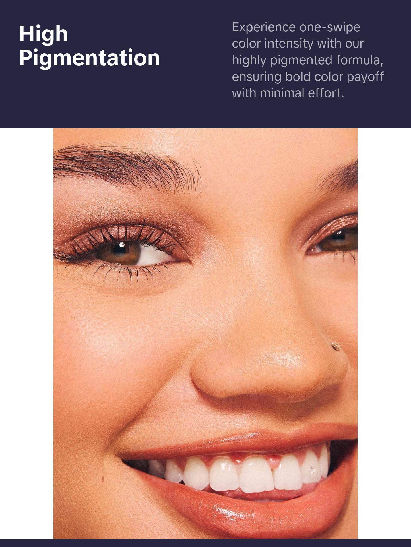 METALLIC EYESHADOW TRIO