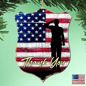 Designocracy 8187101-S2 5 x 5.5 in. Shield of Appreciation Wooden Ornaments - Set of 2