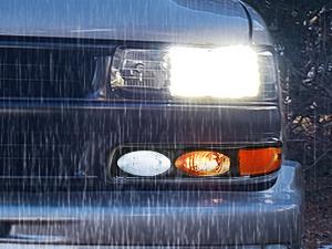 Nilight Headlight Assembly for 1999 2000 2001 2002 Chevy Silverado Avalanche 1500 1500HD 2500 2500HD 3500 Chevrolet Tahoe Suburban Replacement Headlamp Housing Bumper Lights Set Nilight Headlight Assembly for 1999 2000 2001 2002 Chevy Silverado Avalanche 1500 1500HD 2500 2500HD 3500 Chevrolet Tahoe Suburban Replacement Headlamp Housing Bumper Lights Set