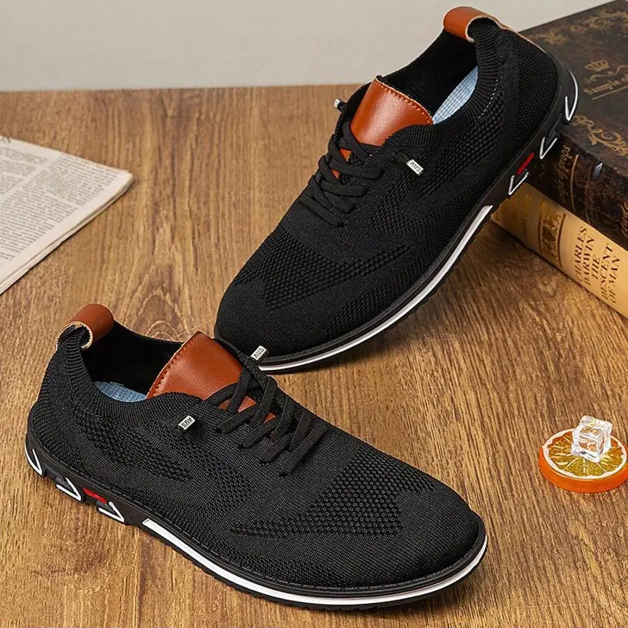 Men's plus-size business formal shoes, wearing loafers in the office