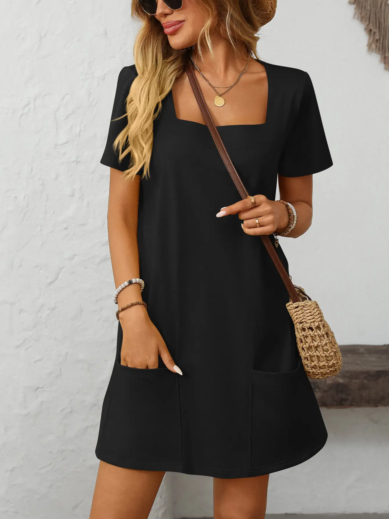 Women's Square Neck Short Sleeve T-Shirt Dress Casual Loose Mini Shift Dress with Pockets Solid Color Basic Summer Dress for Daily Work Vacation Lounge Beach Shopping-DTY