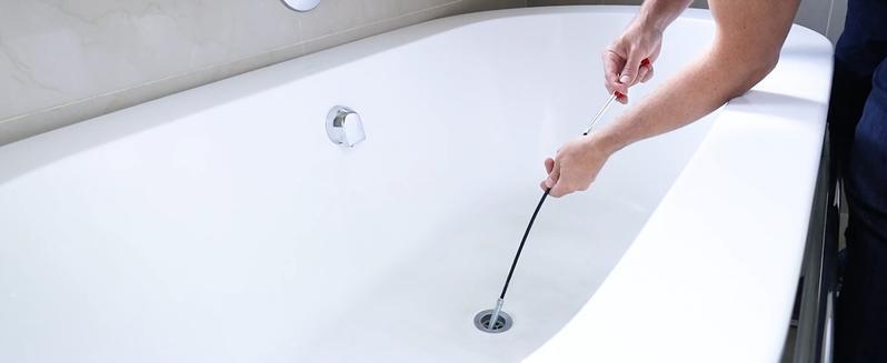 Flexible Grabber Claw Pick Up Reacher Tool with 4 Claws Bendable Hose Pickup Reaching Assist Tool for Litter Pick, Home Sink, Drains, Toilet(78.74 Inches)