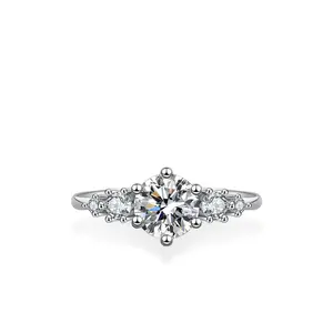 #89 (Bella) 925 Sterling Silver Synthetic Moissanite Ring
