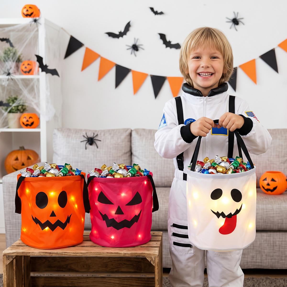 3/4 Pcs Halloween Candy Bucket with LED Lights Non Woven Gift Bags Trick or Treat Bags Pumpkin Candy Bags Reusable Tote Bags for Kids Students Adults, Night Light Bags for Home Garden Lawn Decorations, Halloween Birthday Christmas Party Favor Supplies 3/4 Pcs Halloween Candy Bucket with LED Lights Non Woven Gift Bags Trick or Treat Bags Pumpkin Candy Bags Reusable Tote Bags for Kids Students Adults, Night Light Bags for Home Garden Lawn Decorations, Halloween Birthday Christmas Party Favor Supplies