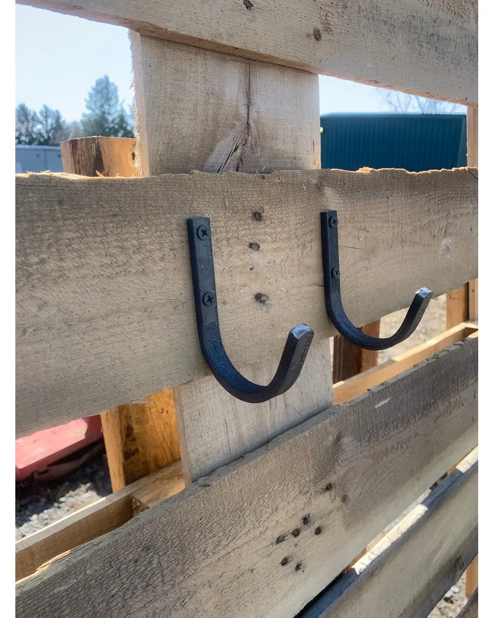 The Kenny 1/2" Wide Metal Wall Hooks