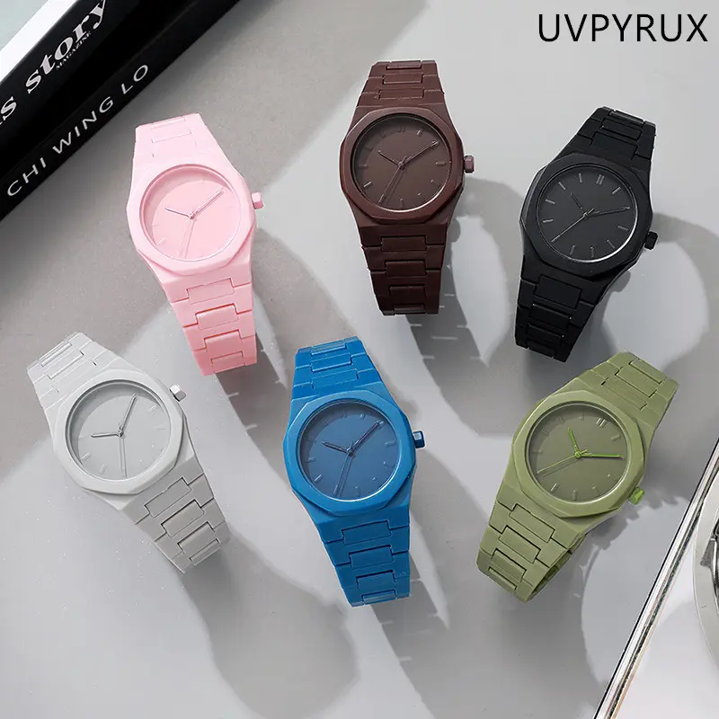 Modern Plastic Wristwatch with Vibrant Color, Unisex Quartz Analog Design, Lightweight Accessory - Unique Gifts for Man, Gifts for Boyfriend, Modern Fashionable Wristwatch, Quartz Analog Wristwatch