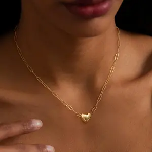 Movable Heart Necklace for Women & Teen Girls - Dainty Heart Pendant with Adjustable Length & Hypoallergenic Chain - Perfect Birthday Gift BlackFriday Jewelry