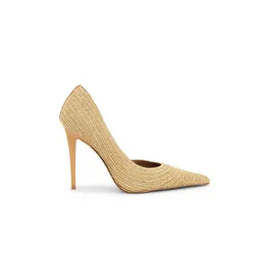 Steve Madden Elegant Pump in Natural Raffia