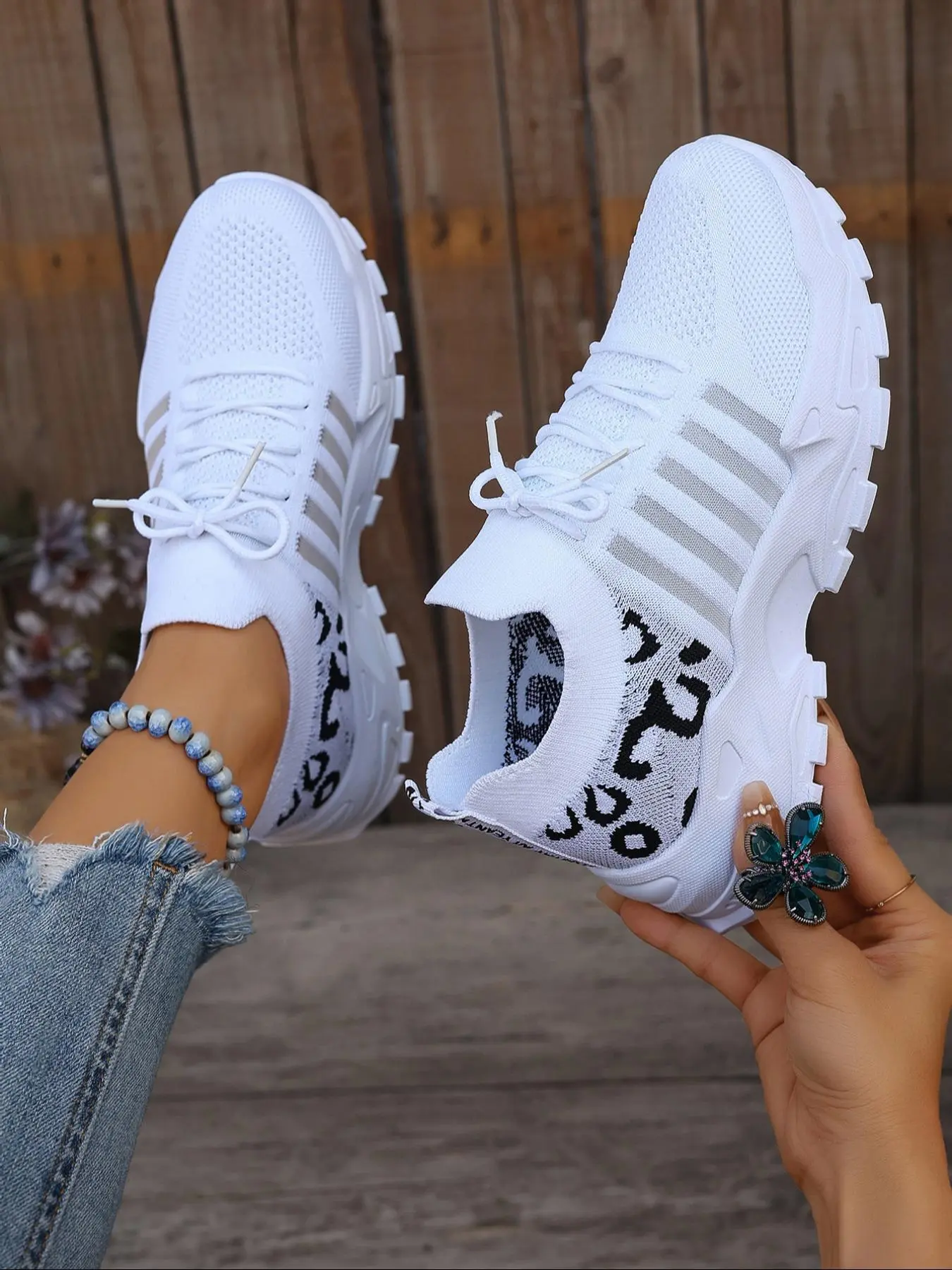 Women's Fashion Leopard Print Lace Up Low Top Sneakers, Casual Comfortable Sporty Road Running Shoes, Female All-match Round Toe Running Athletic Shoes for Daily Wear, Breathable Running Shoes, Athletic Running Trainers, Fashionable Running Shoes