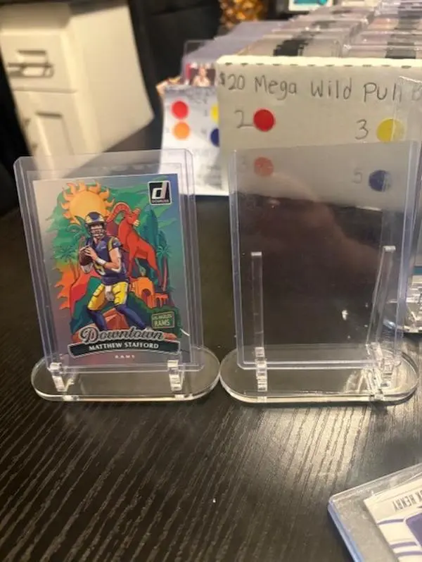 Wild Box in 35 Point Top Loader
