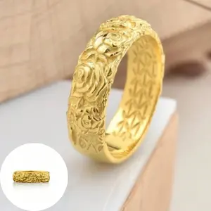 This 14k gold-plated ring features an elegant engraved design, suitable for everyday wear, parties, and as a gift