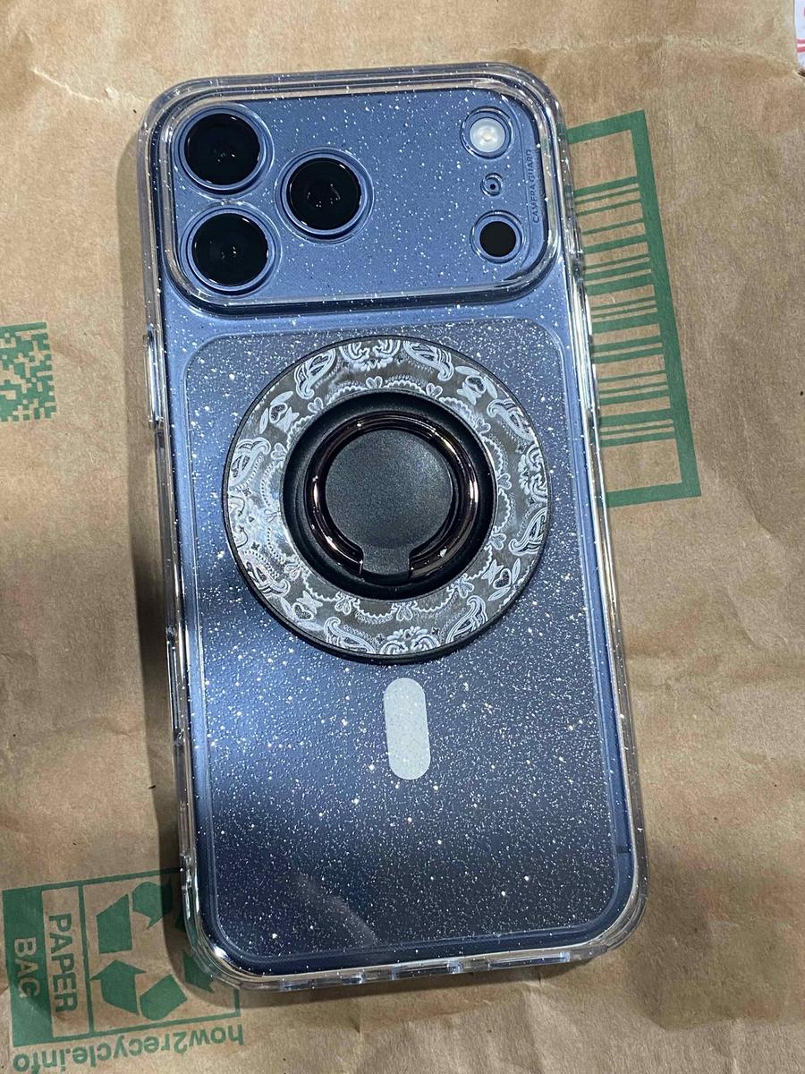 Item: Clear Shimmer, iPhone 17 Pro Max