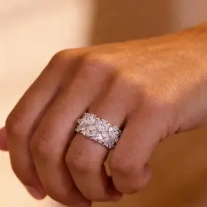 Trending Flower Eternity Ring Wedding Engagement Promise Bride Ring Anniversary Rings Elegant Bling Band Perfect for Everyday Casua Valentine Day Gift Mother Day Gift Jewelry Minimalist Style Personality Gift For Women Girls