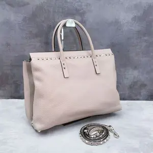 Pre-owned Valentino Leather Shoulder Bags 7.8'' R3919 Shoulder Bag C18979156356 0202 T1 Qiqi