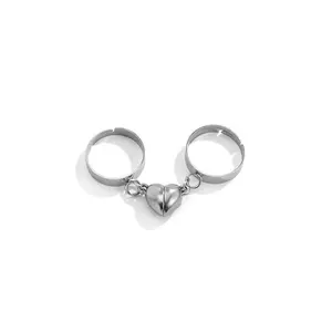 Connected Heart Couple Rings-Adjustable Promise Rings with Split Heart Design, Matching Long-Distance Love Rings for Couples, Anniversary & Valentine’s Day Gift