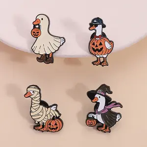 Halloween Pet Costume Party Festive Events Decorations, Pumpkin Duck & Bandage Duck Badges, Fun Animal Dress-Up Accessories for Pets