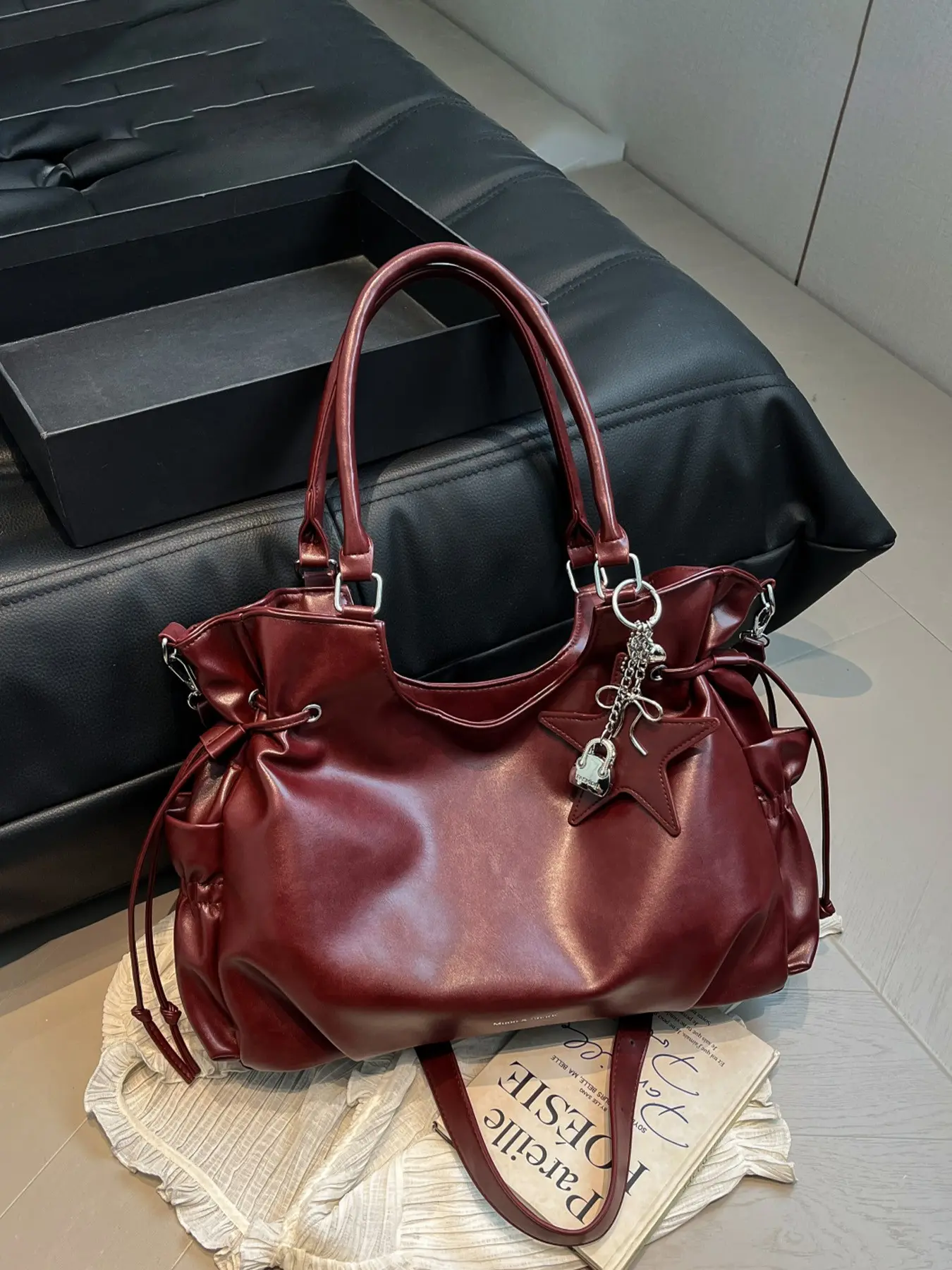 1pcValentine's Day tylish retro solid-color versatile Slouchy PU Tote bag, Everyday tote bag, totes bag, perfect for daily commuting, shopping, and school, large capacity and durable—a must-have for women, Commuter Tote Bag
