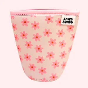 Daisy Daydream Coffee Sleeve Reusable Neoprene Cup Sleeve Eco-Friendly Comfortable Drink Sleeve for Iced Coffee Drinkware Accessories