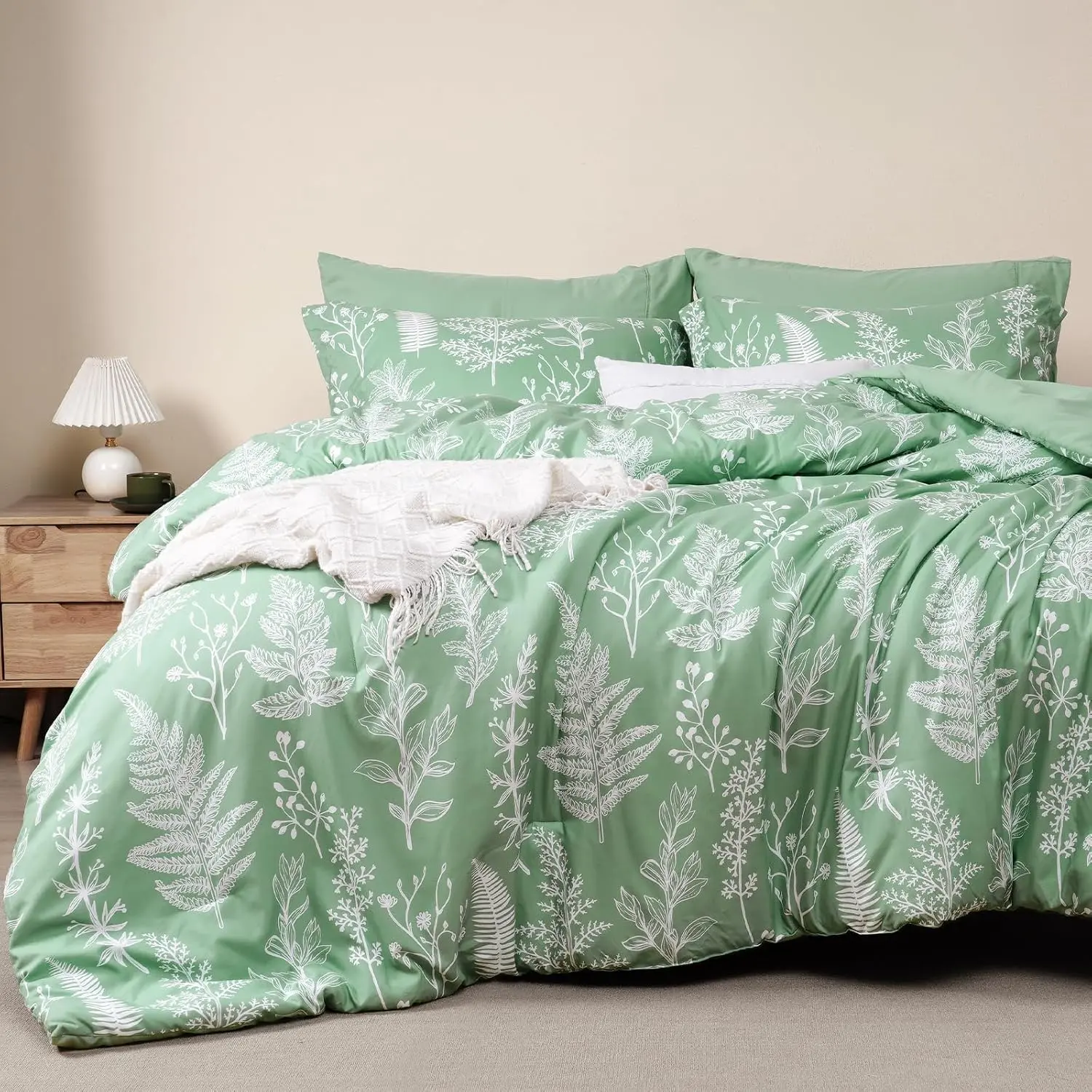 PHF 3-Piece Bedding Sets Collections, Soft 260gms Fluff Lightweight Reversible Forest-Vibe Print Botanical Floral Comforter with 2×20"×26" Pillow Shams for All Seasons, Summer-Ready Bedding Sets Collections