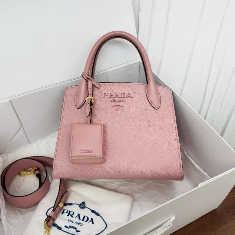 Pre-owned PRADA Leather Shoulder Bags 7.8'' R13969 Shoulder Bag C6848585292 0203 T1 Chloe