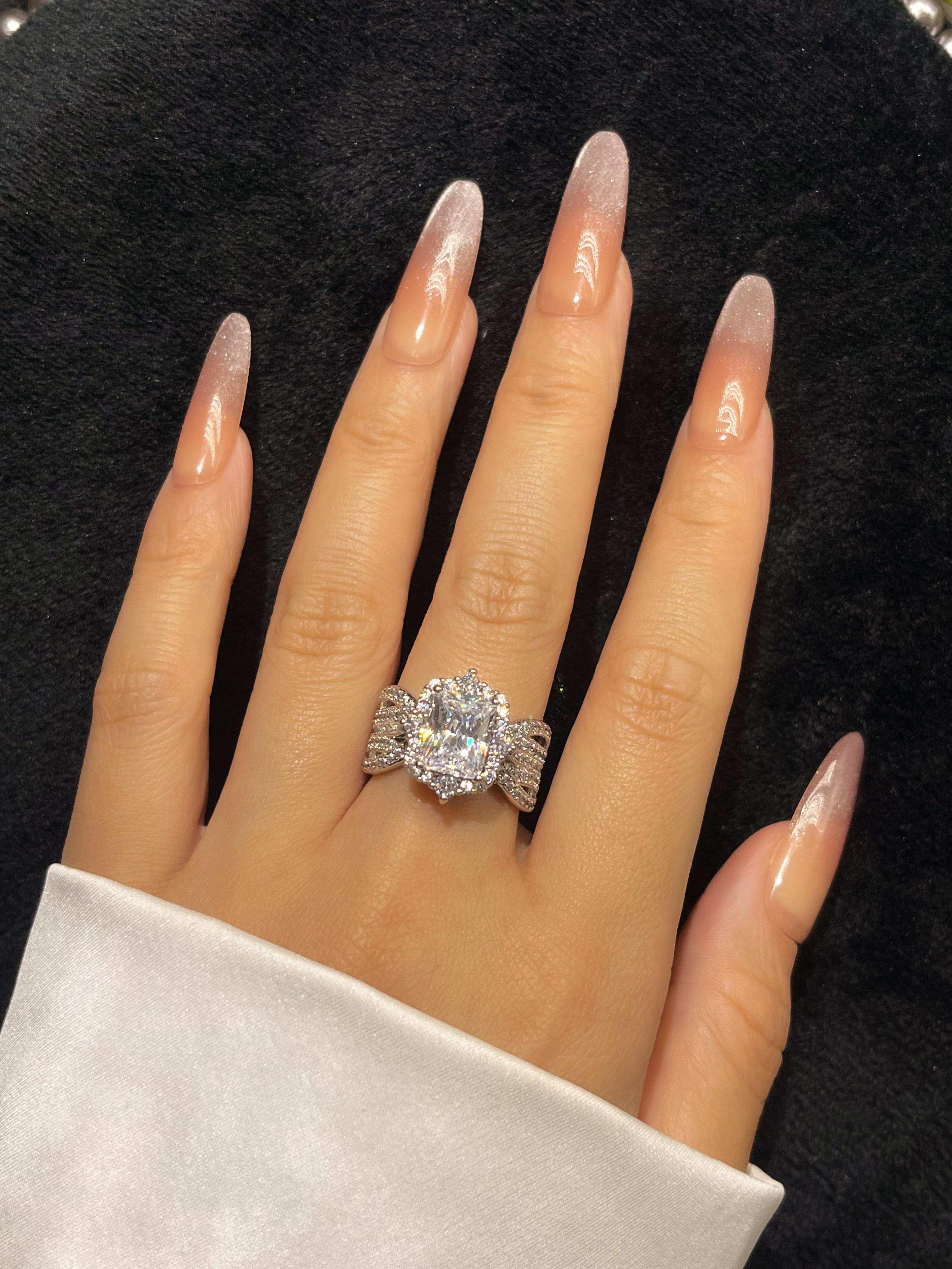 JJ CHIC 3CT Radiant Cut Engagment Ring for Women, 5A Cubic Zirconia Ring Jewelry, Bridal Ring & Vintage Anniversary Wedding Gifts for girlfriend