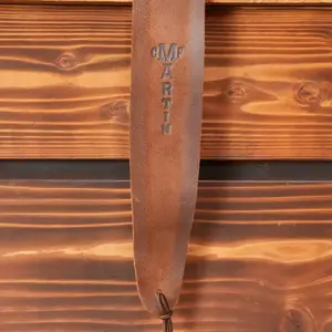 Martin Reversible Roughout StreetMaster leather Guitar Strap