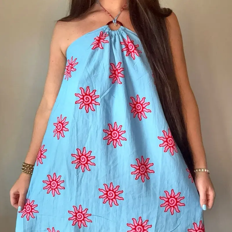Sunny side dress