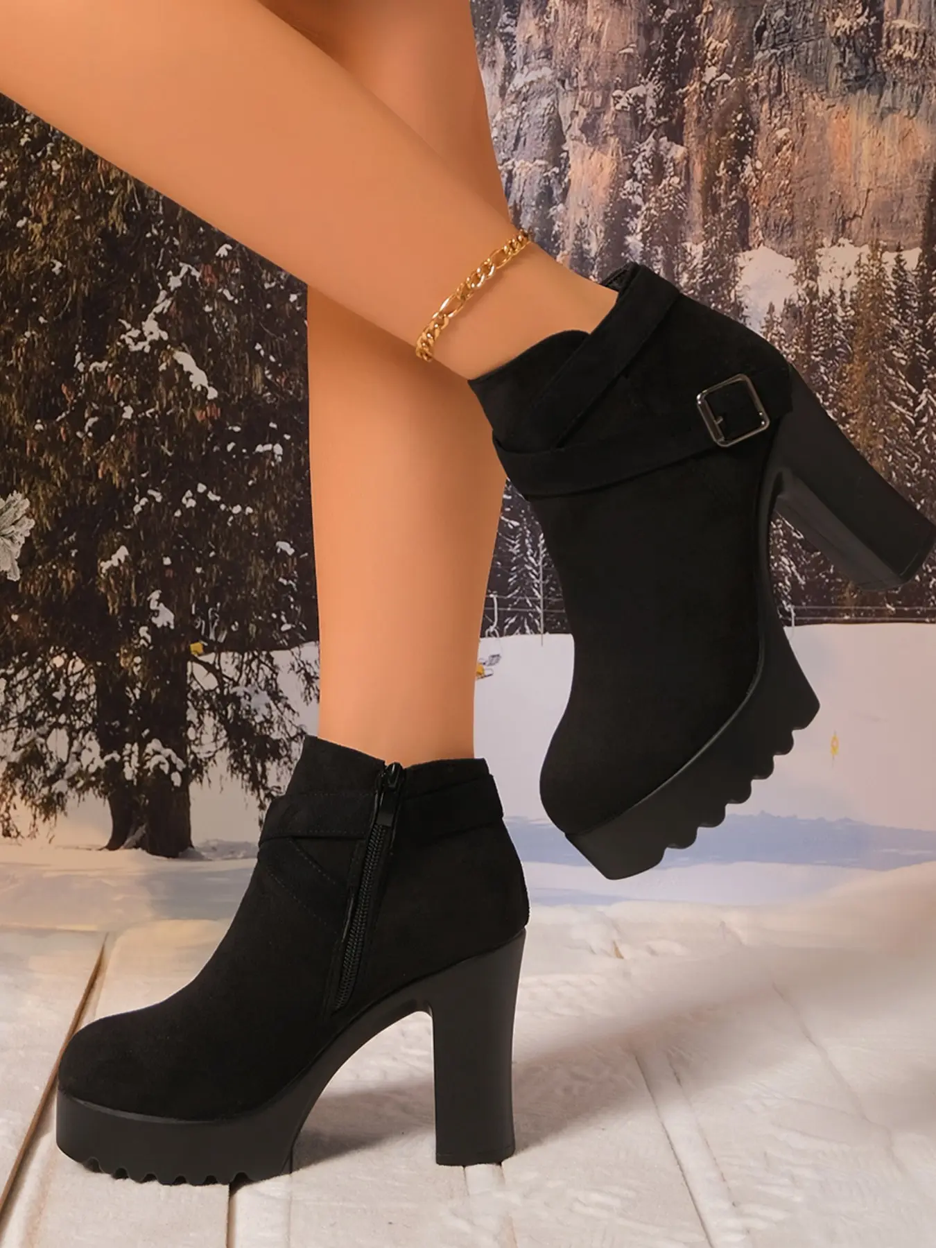 Women's Minimalist Buckle Decor Side Zip Thick Sole Winter Boots, Slouchy Boots, Fashionable Comfortable Daily Wear, Multiple Sizes Available, Thick Heeled Boots, Heeled Booties