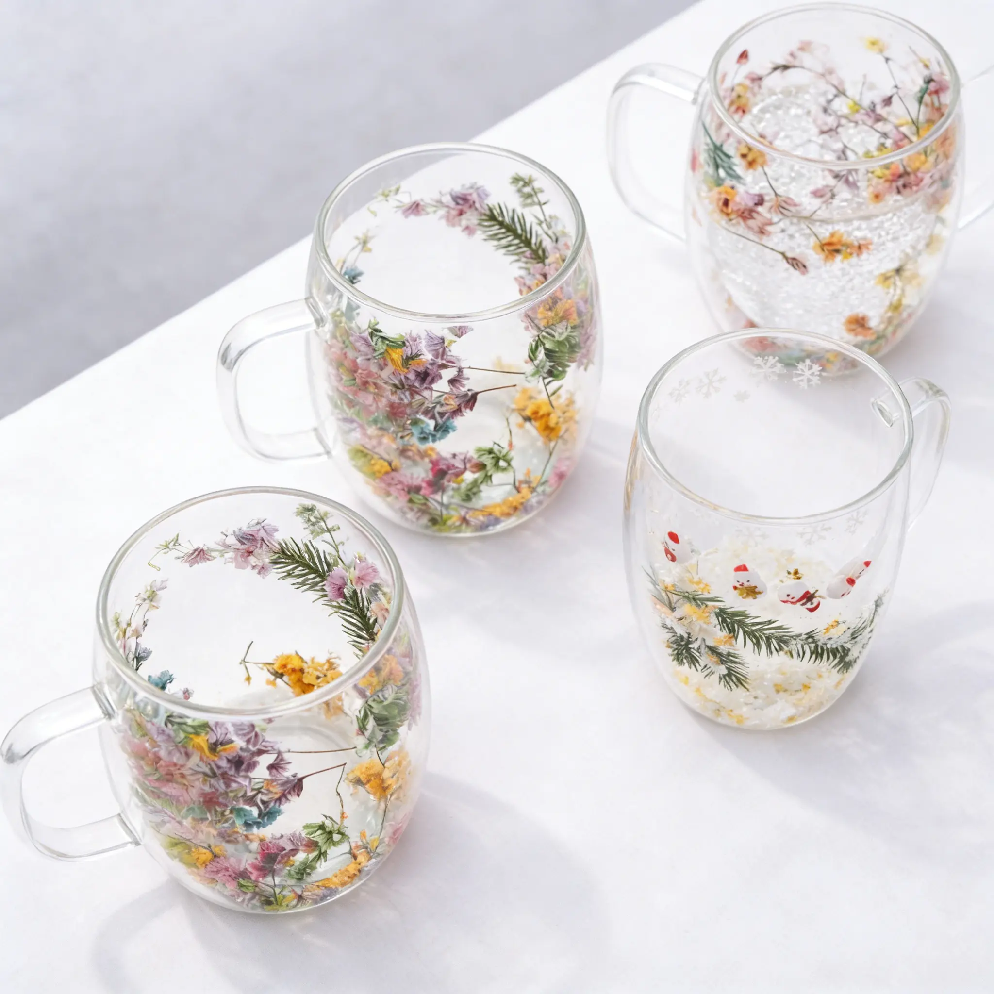 Double Walled Glass with Dried Flowers, 350ml Insulated Clear Coffee Cup,  Handmade Floral Glass Cup with