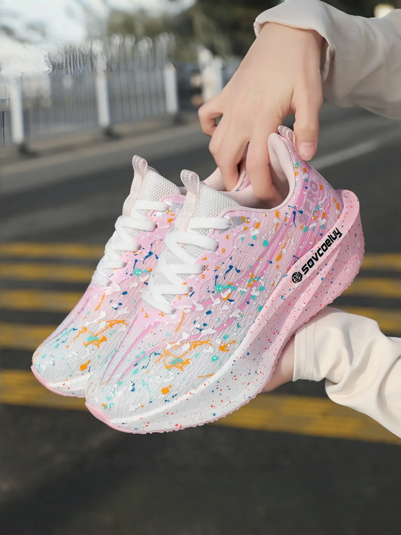 New Spring Summer Breathable Unisex Sports Shoes, Lightweight Soft Sole for Gym Training, Comfortable Casual Badminton and Basketball Shoes, Athletic Shoes
