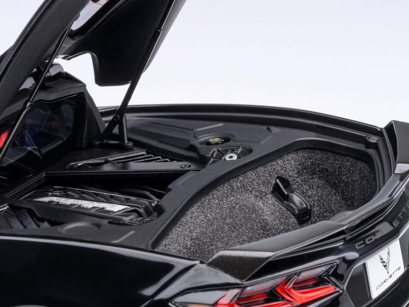 2020 Chevrolet Corvette C8 Stingray Black 1/18 Model Car by Autoart