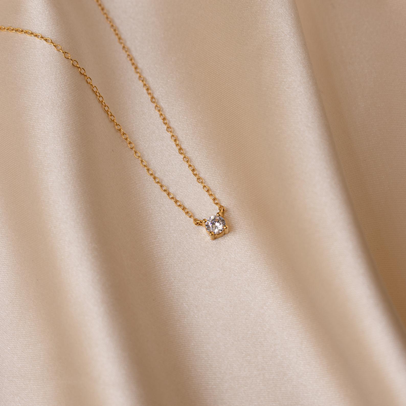 Dainty Diamond Necklace by Caitlyn Minimalist - Elegant Crystal Charm Necklace in Gold & Silver - Classic Solitaire Necklace - Perfect Jewelry Gift for Her