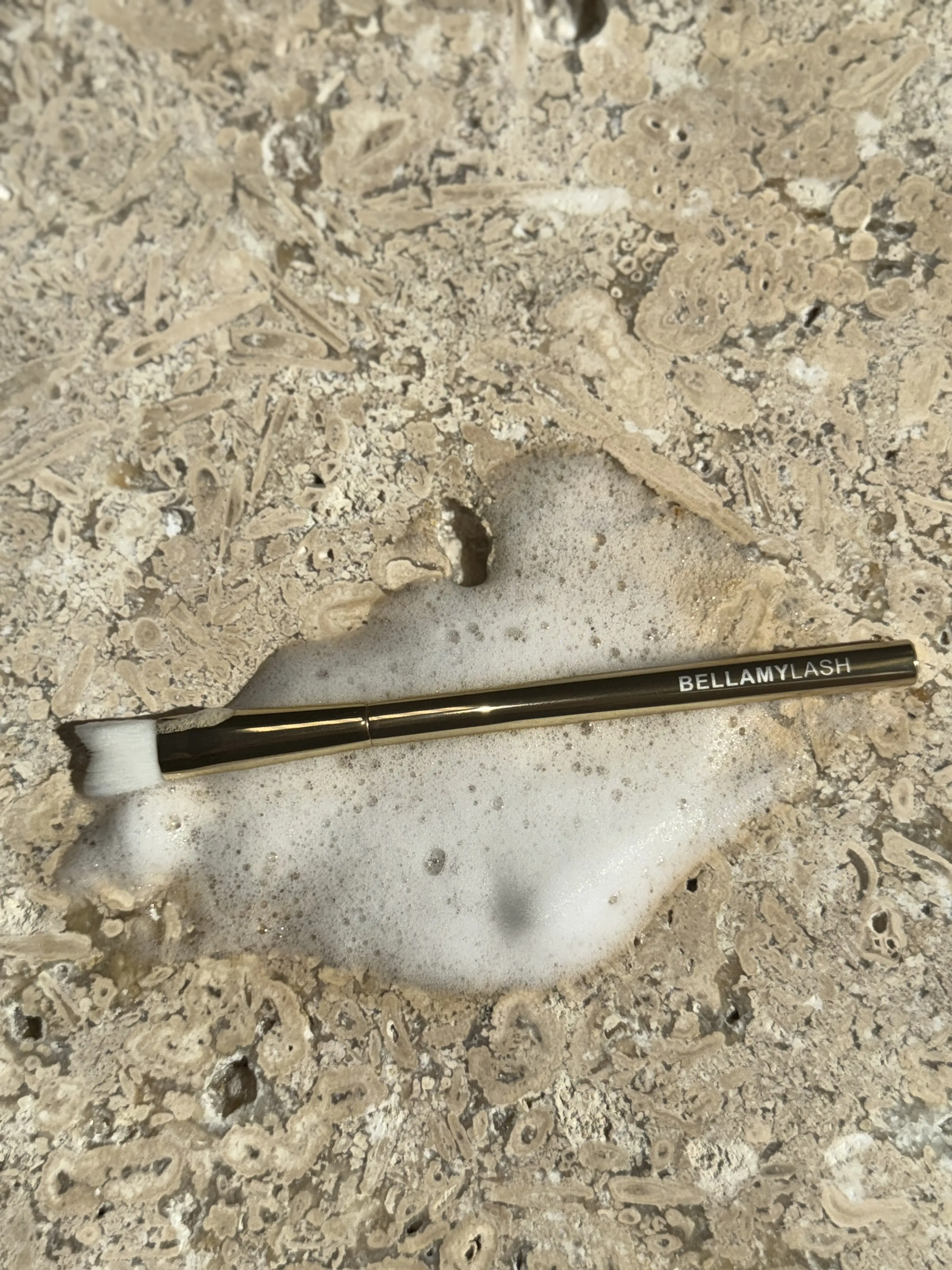 Bellamy Lash Cleansing brush
