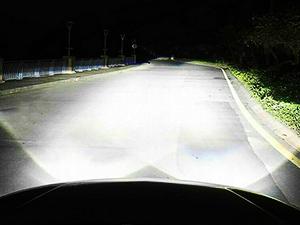 Nilight Headlight Assembly for 1999 2000 2001 2002 Chevy Silverado Avalanche 1500 1500HD 2500 2500HD 3500 Chevrolet Tahoe Suburban Replacement Headlamp Housing Bumper Lights Set