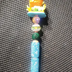 Fancy bling pen with character
