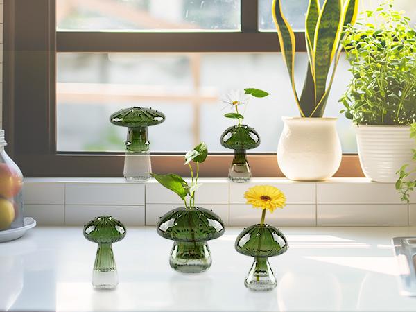 Mushroom Glass Vase, Set of 5, Dopamine Decor Hand Blown Glass Bud Vase for Flowers Indoor Planters for Women Spring Room Decor Mushroom Glass Vase, Set of 5, Dopamine Decor Hand Blown Glass Bud Vase for Flowers Indoor Planters for Women Spring Room Decor