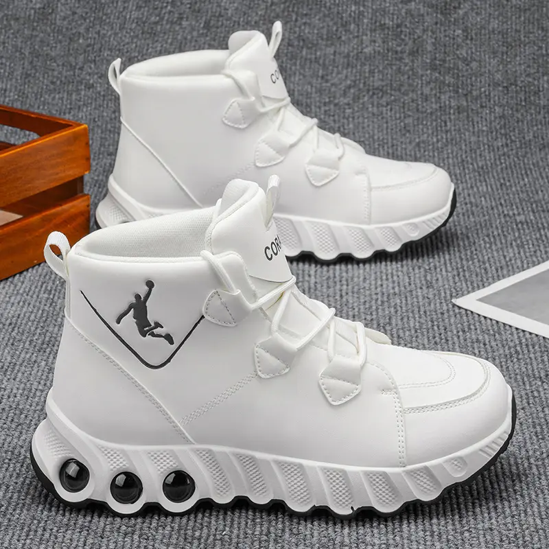 2026 Spring/Summer New Men's Sports and Leisure Shoes High Top White Board Shoes Leather Basketball Shoes Wear resistant and Anti slip Outdoor Shoes