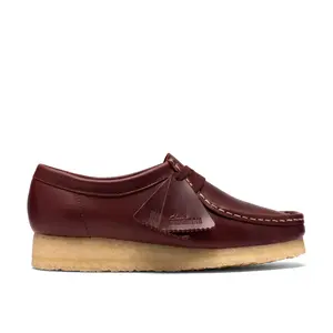 Clarks Originals Womens Wallabee. Wallabees