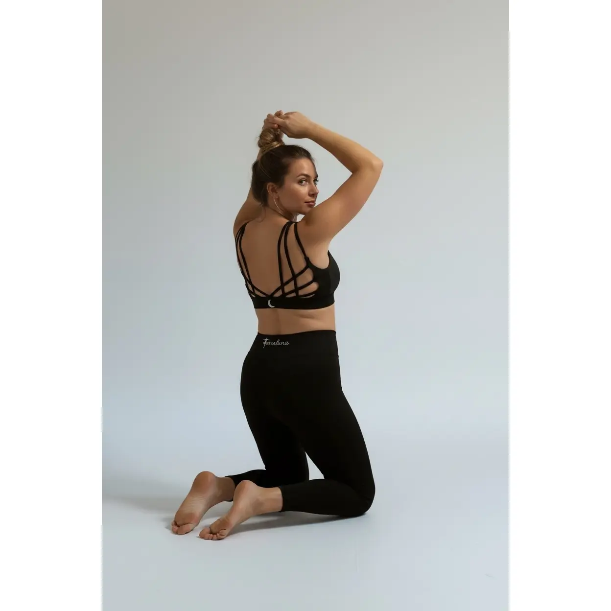 Terra Luna Women's Sports Bra female Workouts, Runs Large, Fitness Outfit Athleisure, Exercise Clothing Set, Sporty Breathable Outfits, Matching Set