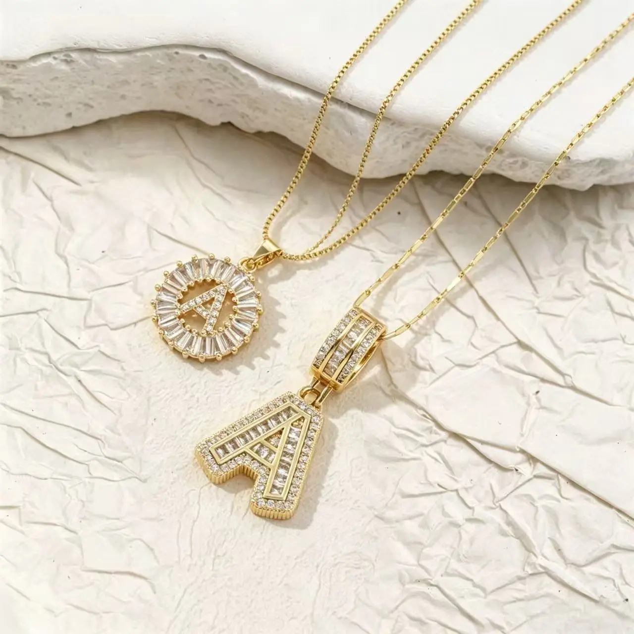 2-Piece Initial Pendant14K Gold Personalized Custom Initial Necklace, Full Sparkling Inlaid Diamond Pendant, Hypoallergenic Anti-Tarnish Clavicle Chain, Luxury  Gift for Daily Wear, Dating & Anniversary jewelry