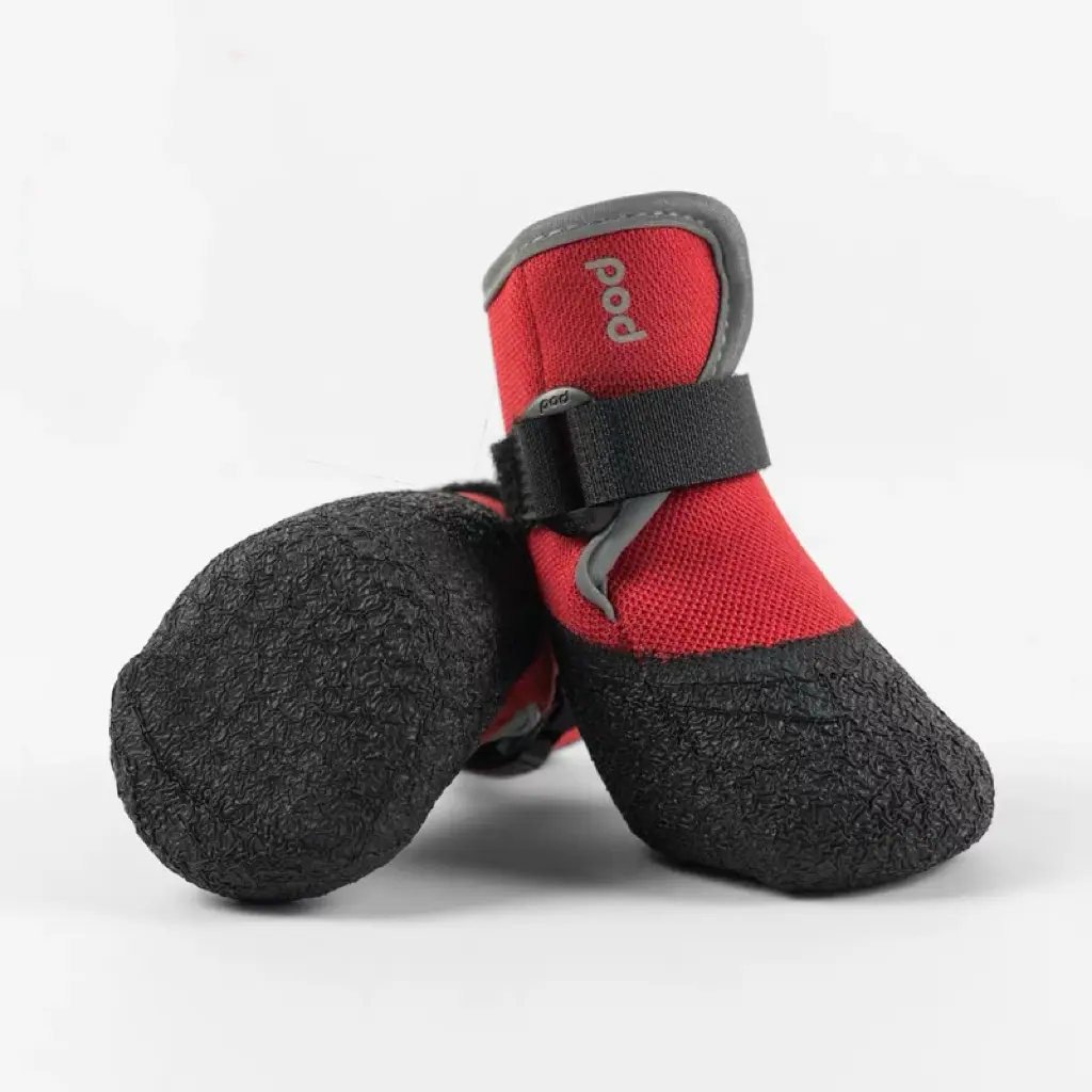 All-Season Dog Boots (Set of 4) — Shipped from the USA. Includes a complimentary portable storage bag. Features a soft-sole design for easy wear, offering both waterproof and non-slip functionality; ideal for outdoor activities and winter snow conditions.